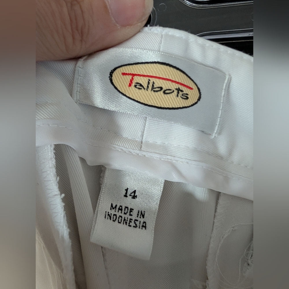 Talbots Classic White Women's Slacks Sz 14 - Picture 2 of 3
